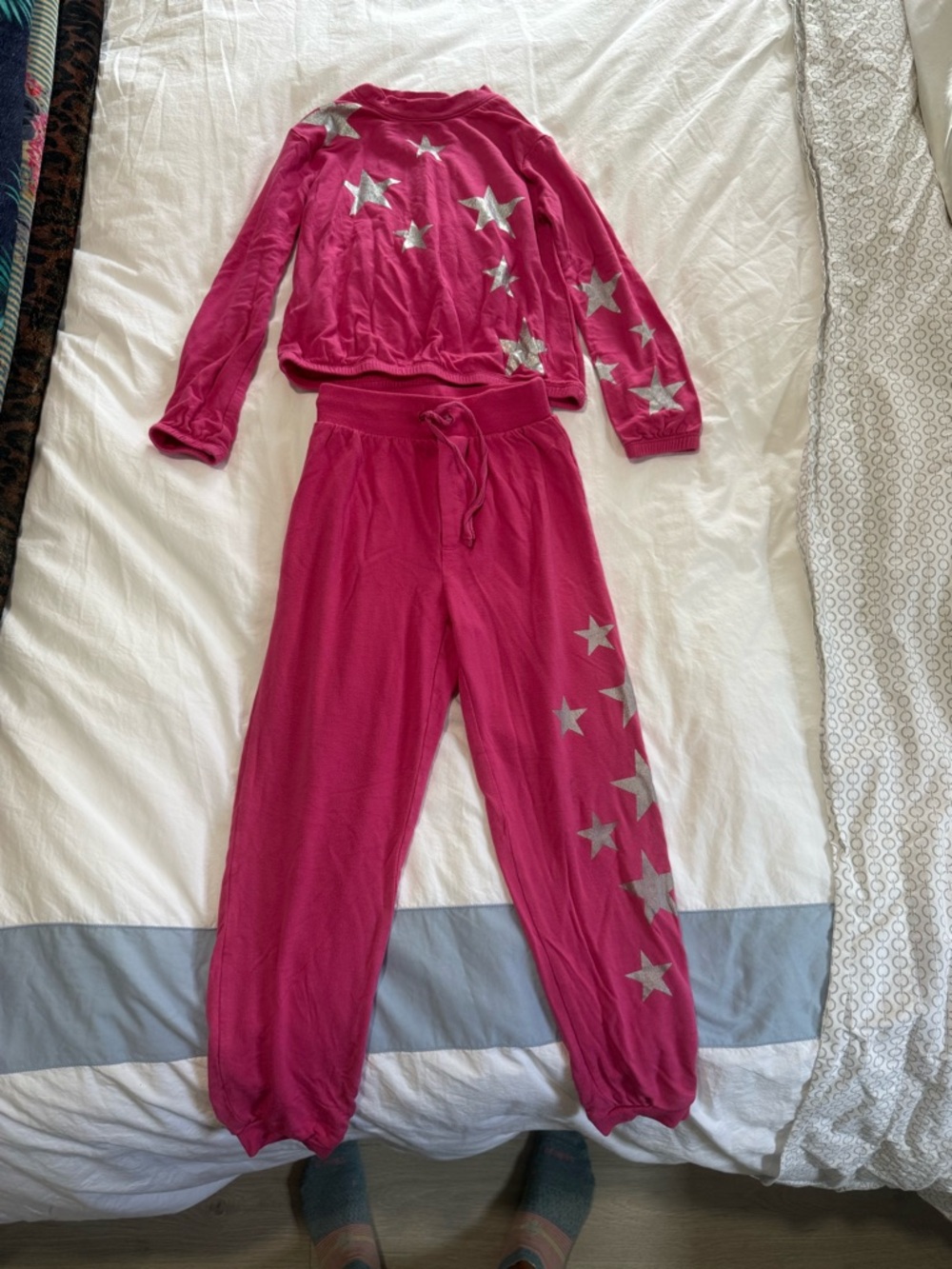 Splendid Pink Star Two-Piece Lounge Set